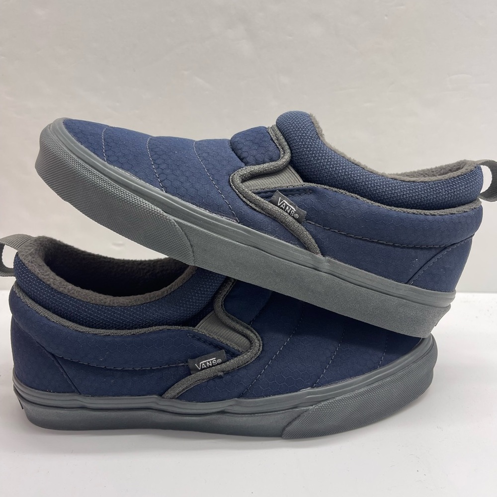 Vans WMNS
Cozy Mesh Parisian Night
VN0009QUJDU Blue Slip-On Sneakers - Picture 16 of 16